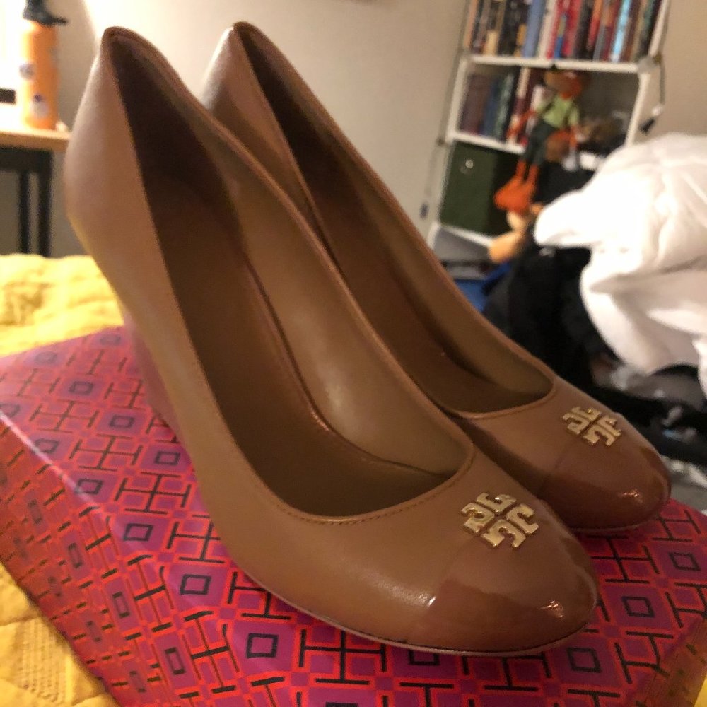 Tory Burch Royal Tan Jolie Wedges